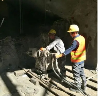 洪泽水下抗分散灌浆料特点 水下不分散注浆料介绍